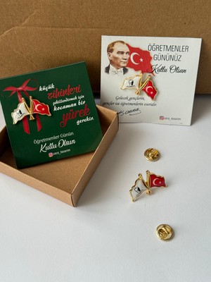Türk Bayraklı Atatürk Yaka Rozeti Broş Öğretmenler Günü Kartlı Kutulu Hediyelik