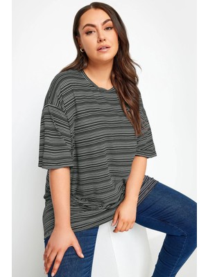 Büyük Beden Bisiklet Yaka Yarım Kollu Uzun Kesim T-Shirt 302548