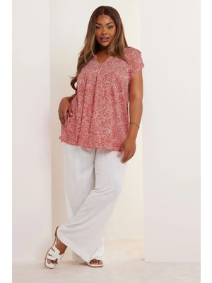 Büyük Beden V Yaka Çiçek Desenli Kısa Kollu T-Shirt 322657