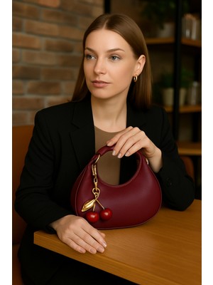 Kiraz Charm Detaylı Omuz Çantası Mini Şık Model