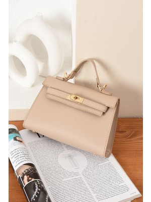 Lüks Kilit Detaylı Çapraz Askılı El ve Omuz Çantası