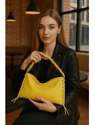 Lüks Düğümlü Sap Detaylı Kadın Omuz Çantası – Şık Tasarım