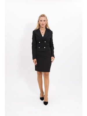 Gömlek Yaka Kuruvaze Kısa Ceket &  Yırtmaçlı Düz Dar Etek-Siyah