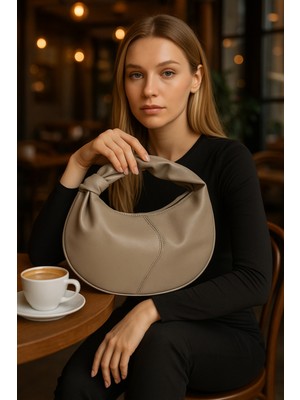 Luna Soft Askılı El Çantası