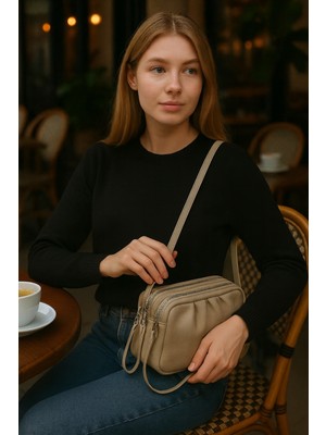 Kadın Çapraz Askılı Çok Gözlü Fermuar Detaylı Omuz Çantası