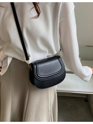 Retro Mila Çapraz Askılı Omuz Çantası