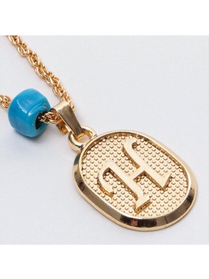 Plastik Boncuklu Burgulu Harfli Kolye