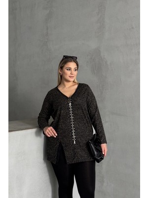 Büyük Beden V Yaka Önü Fermuarlı Yırtmaç Detaylı Leopar Desenli Bluz 173672