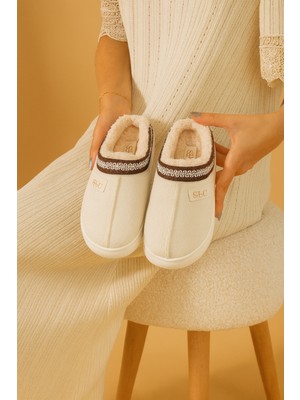 Kadın Kalın Tabanlı Içi Kürklü Sıcak Astarlı Kışlık Saraçlı Iç Dış Mekan Ev Terliği Sokak Modası