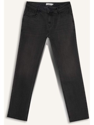 DeFacto Sergio Regular Fit Normal Kalıp Normal Bel Boru Paça Jean Pantolon F6103AX25WN