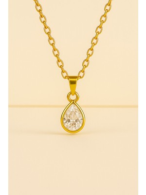 I Damla Kesim Taşlı Altın Rengı Zincir Kolye – Zarif & Işıltılı Tasarım