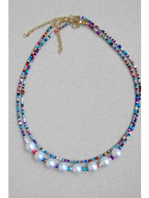 Boho Tarz Renkli Boncuklu Çift Sıralı Inci Detaylı Kolye – El Yapımı Ayarlanabilir