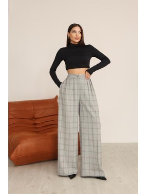 Gri Ekoseli Palazzo Pantolon – Poliviskon Kumaş, Yüksek Bel ve Geniş Paça Şıklığı