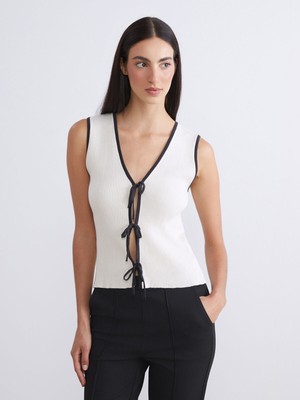 Lc Waikiki Yeni Sezon V Yaka Kadın Triko Yelek