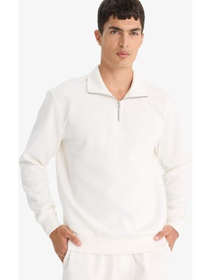 DeFacto Regular Fit Dik Yaka Yarım Fermuarlı Basic Sweatshirt X7405AZ25AU