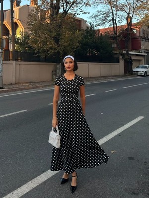 Aesco Kadın Kısa Kollu Bisiklet Yaka Puantiyeli Maksi Örme Krep Elbise
