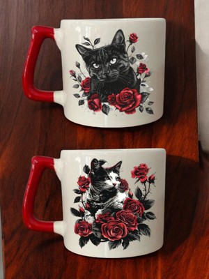 Çiçekler Içinde Kedi Baskılı 2'li Kahve Bardağı Seramik Kupa - Seramik Çay, Kahve Hediyelik Bardağı