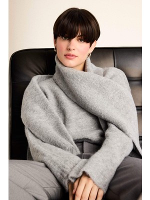 DeFacto Regular Fit Yarım Balıkçı Yaka Triko Kazak F4768AX25WN