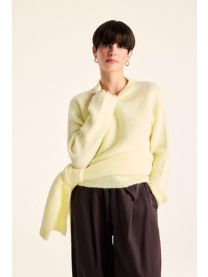 DeFacto Regular Fit Yarım Balıkçı Yaka Triko Kazak F4768AX25WN