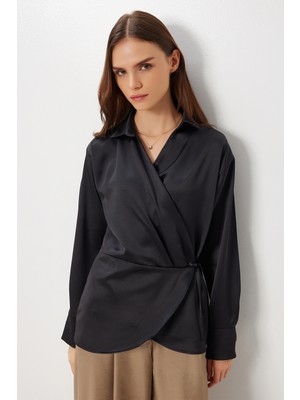 Gömlek Yaka Anvelop Saten Yüzeyli Bluz LAN0079 Siyah