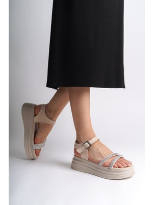 Zlohe Kalın Tokalı Taşlı Şeritli Ortopedik Taban Kadın Sandalet  Ckt - Krem