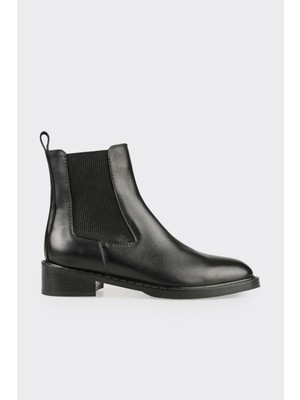 Siyah Deri Kadın Günlük Bot