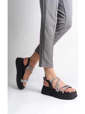 Rıley Ince Tokalı Taşlı Şeritli Ortopedik Taban Kadın Sandalet  Cst - Siyah