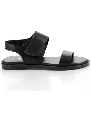 Siyah Hakiki Deri Kadın Sandalet K05666030603