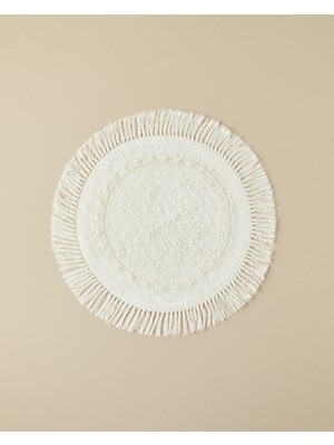 Ekru ve Bordo Renklerde Pamuklu Yuvarlak Banyo Paspası, Şık ve Konforlu Kullanım Sağlar.