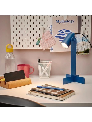 Mavi Çalışma Masa Lambası, Şık ve Fonksiyonel Aydınlatma Için Ideal