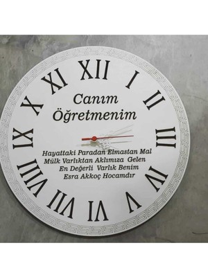 Şık Beyaz Öğretmenler Günü Hediye Saat, Zarif ve Anlamlı Tasarım