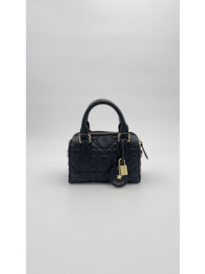 Levidor Siyah Kilit Aksesuar Detaylı El Çantası Orijinal Levid'or Premium