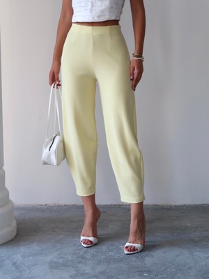 Kadın Sarı Bernis Balon Pantolon, Beli Lastikli Şalvar Model Krep Balon Pantolon Basen Gizleyen