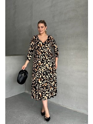 Büyük Beden Yarım Kollu V Yaka Kemer Detaylı Leopar Desenli Elbise 100-92