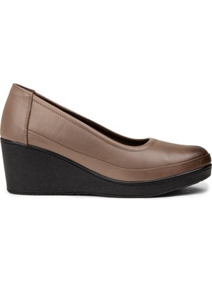 Deery Kadın Vizon Renk Hakiki Deri Dolgu Topuk Günlük Ayakkabı - N6002ZVZNC01