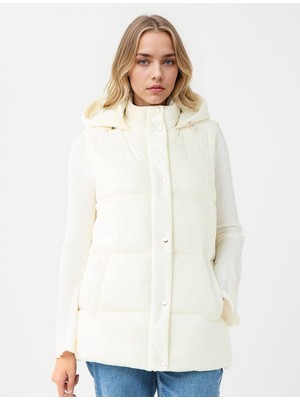 Jimmy Key Ekru Kapüşon Detaylı Kapitone Desenli Puf Yelek