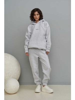 Mai Minimal Baskı Karmelanj Eşofman Takım