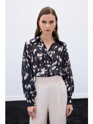 Geniş Manşetli Desenli Gömlek - Siyah