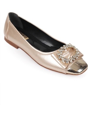 Capone Outfitters Kadın Taşlı Babet Düz Taban Suni Deri Malzeme ile Şık Tasarım