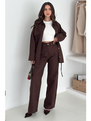 Kadın Ceket Pantolon Kuşak Detaylı Takım – Şehirli & Sofistike Stil