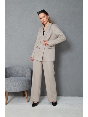 4 Düğmeli Kruvaze Yünefekt Takım Bej