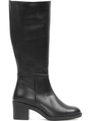Kadın Siyah Fermuarlı Topuklu Deri Çizme