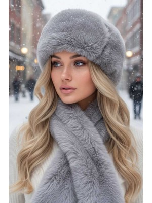 Uniquetrenders Kadın Kışlık Vegan Kürk Peluş Kalpak Şapka ve Atkı Seti