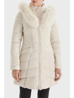Guess Nev Oxana Regular Fit Fermuarlıı Kapüşonlu Şişme Mont W4BL61WGLZ0 Bayan Mont W4BL61 Wglz0 G9L9