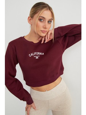 3 Iplik California Yazı Baskılı Crop Sweatshirt
