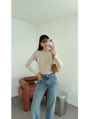 Önü Büzgülü Taş Soft Touch Bluz