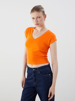 Lc Waikiki Yeni Sezon V Yaka Kadın Tişört