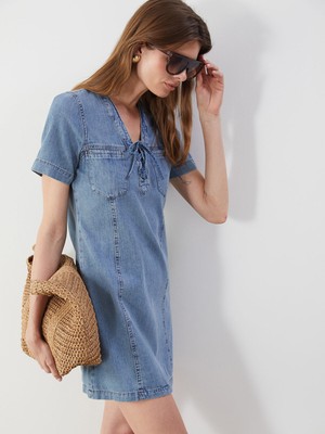 Lc Waikiki Yeni Sezon Bağlamalı Yaka Jean Elbise