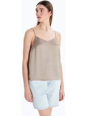 Lc Waikiki Yeni Sezon V Yaka Saten Kadın Bluz