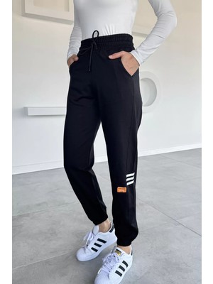 Kadın Bel ve Paça Lastikli Amblem Detaylı Eşofman Altı P-00018641